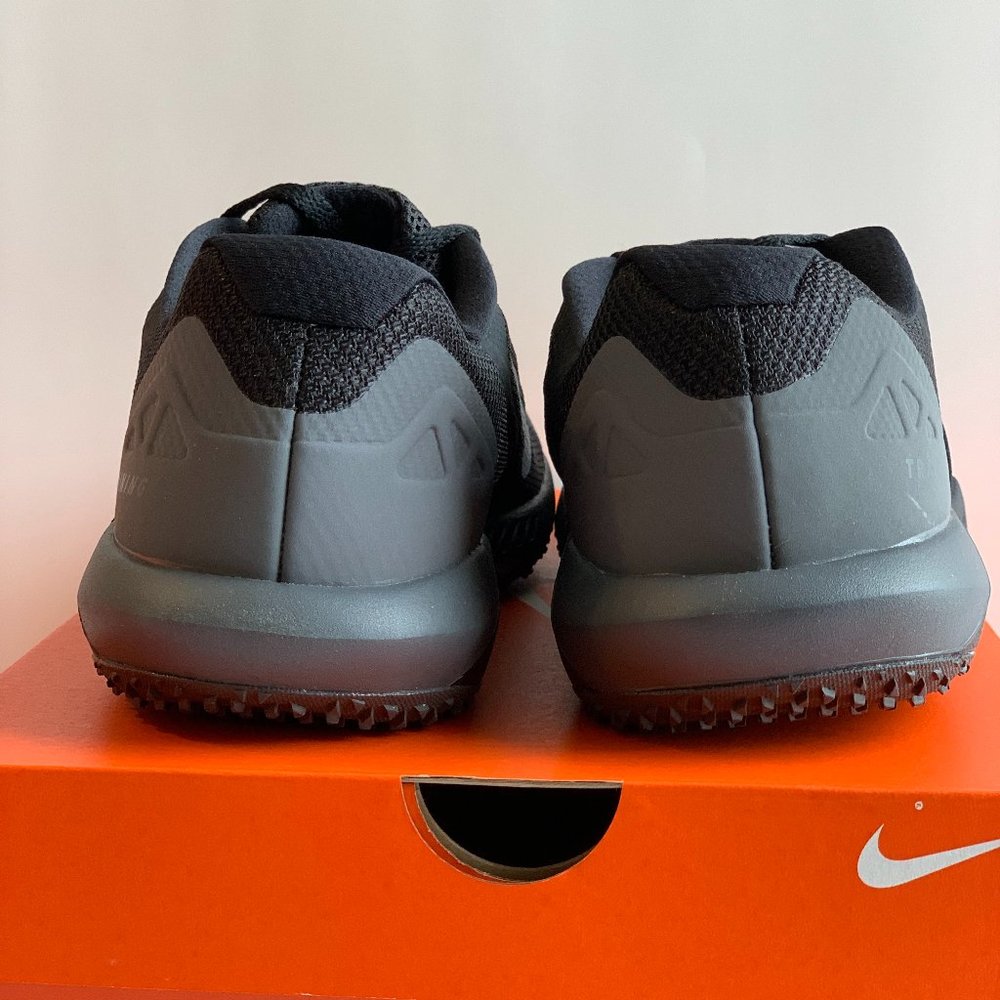 NIKE RETALIATION TR2 - Picture 7 of 11
